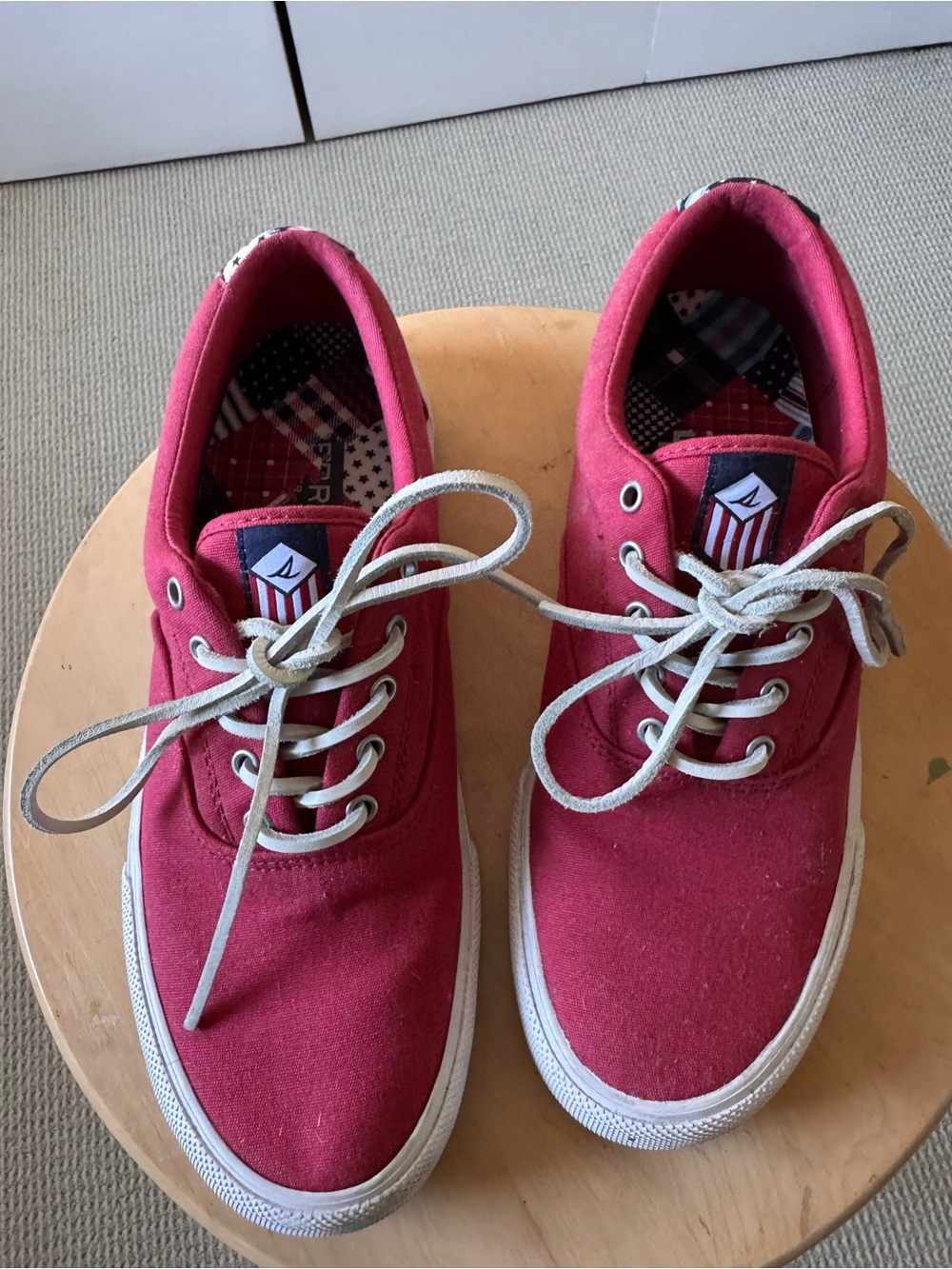 Sperry Men’s Low-Top boat shoes in Red with White Accents
